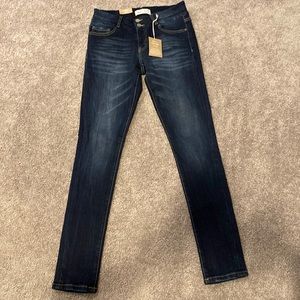 New with Tags BKE Payton Skinny Jeans size 25R